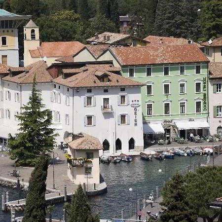 Hotel Geier Torbole Sul Garda Esterno foto