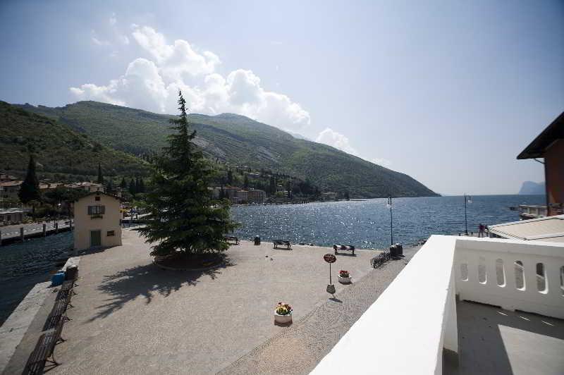 Hotel Geier Torbole Sul Garda Esterno foto